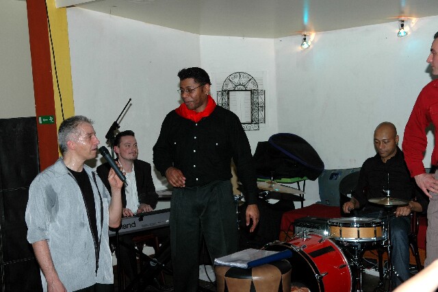 min 2007 01 09 latino 146